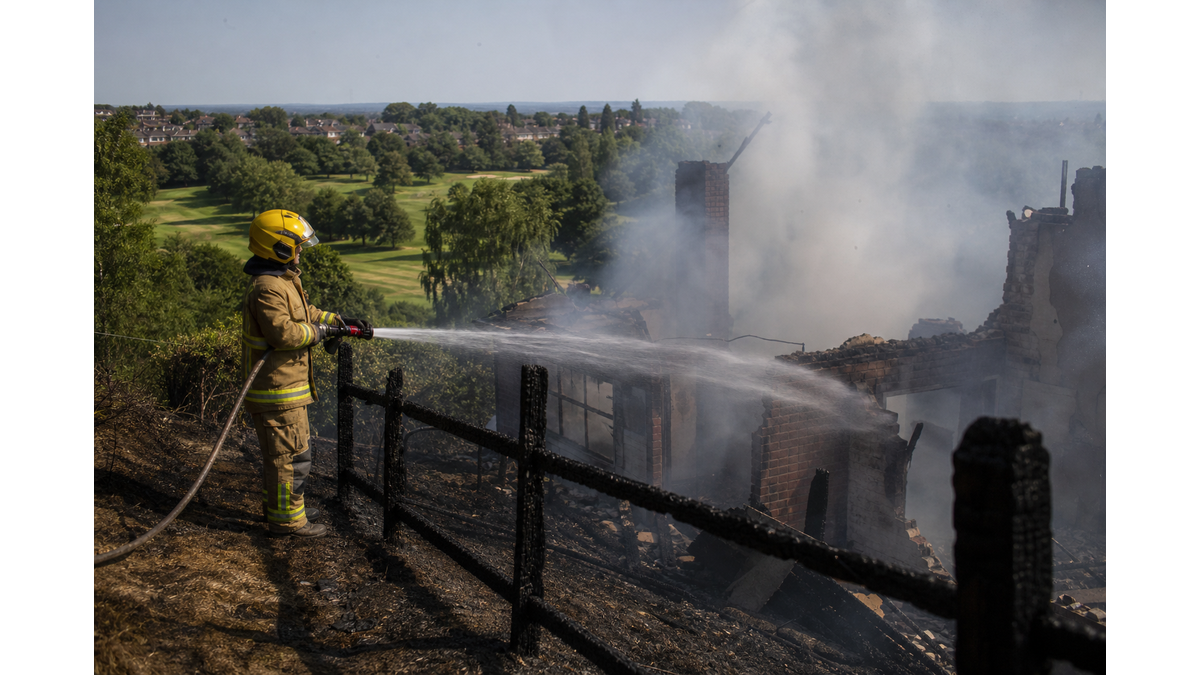 Wildfire causes significant damage to homes in Stourbridge