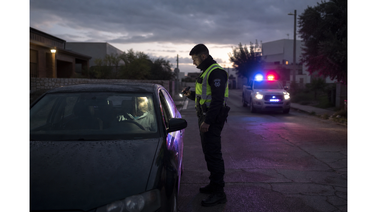 Η αστυνομία διεξάγει εκτεταμένες νυχτερινές επιχειρήσεις σε όλη την Κύπρο