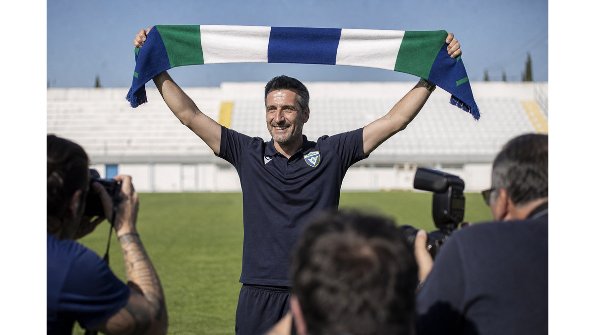 Ilias Charalampous makes his Levadiakos debut against PAOK