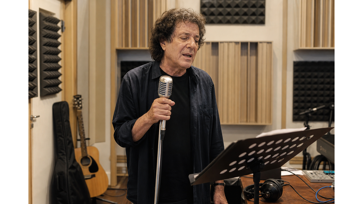 Greek singer Dimitris Kokotas dies at 57