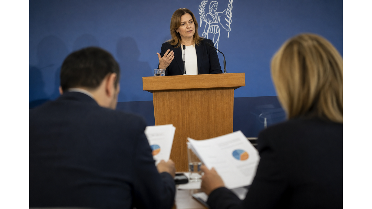 Poll indicates internal DISY leadership race dynamics