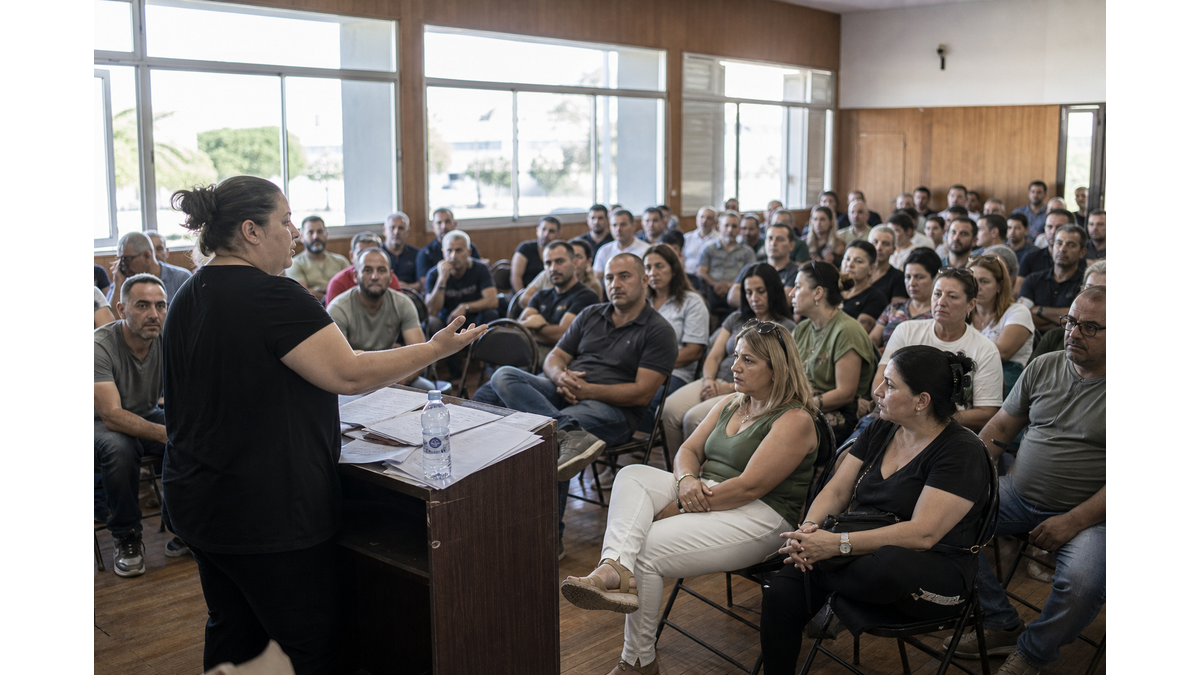 Parliamentary committee discusses pension funds and labor exploitation issues