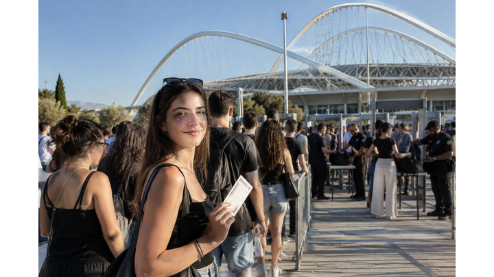 Anna Vissi performs historic concert at Athens Olympic Stadium