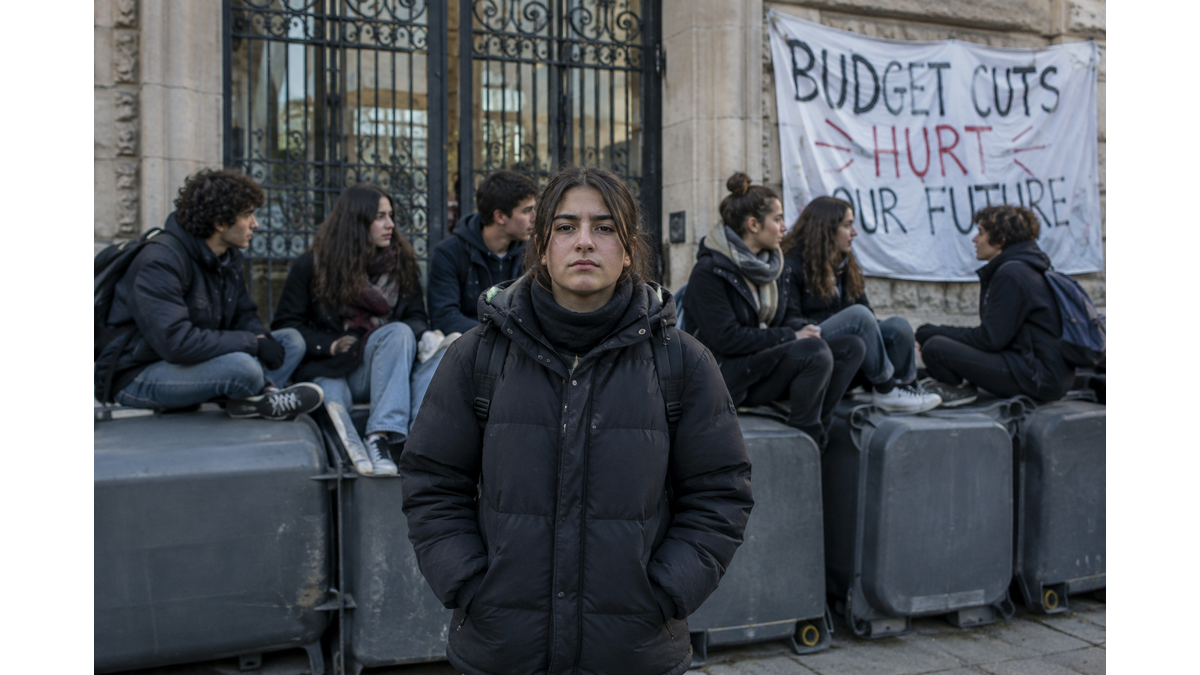 France in turmoil: Student protests and strikes increase pressure on Macron