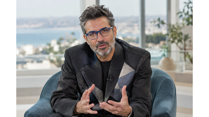 Lakis Gavalas comments on the public rift between Anna Vissi and Nikos Karvelas