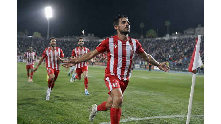 Olympiacos defeats Panathinaikos 1-0 in Stoiximan Super League derby